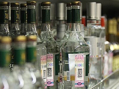 Минимальная цена на водку в РФ вырастет до 190 рублей