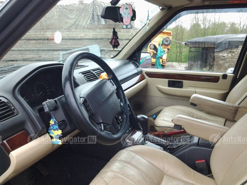 как разложить заднее сиденье range rover sport