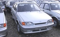 Автомобили ВАЗ подешевели в среднем на $100