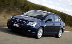 Российская Toyota пока откладывается