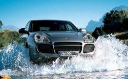 Компания Porsche снизила цены для россиян