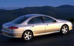 Автолюбитель из Ростова требует запретить продажи Peugeot