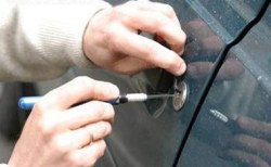 Угнанные машины спецслужбы будут искать сообща