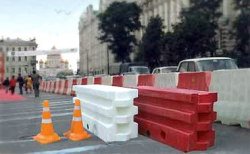 Автоинспекция испытывает дорожные ограждения Москвы