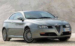 Автомобили марки Alfa Romeo снова начнут продавать в России