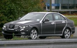 Новый Mercedes-Benz С-класса проходит испытания