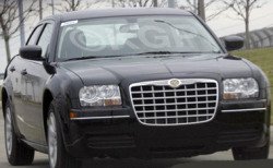 Обновленный Chrysler 300C - шпионские фото