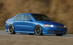 Volvo модернизирует спортивный ряд своих авто