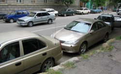 Штрафы за неправильную парковку нужно увеличить