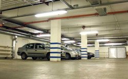 Во дворах Москвы построят 10 тыс. парковочных мест