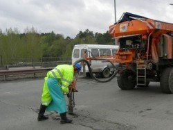 Ямы на московских магистралях будут заделывать быстро