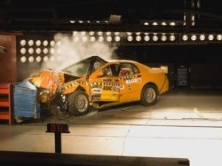 Китайский седан Brilliance BS6 (M1) чрезвычайно опасен