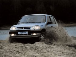 Chevrolet Niva цвета «хаки» поступили в продажу