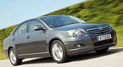 Какую выбрать Toyota Avensis