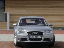 Audi A8 получила новый двигатель 2.8 FSI