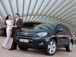 Российский банк Toyota начал работу