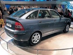 Начат выпуск хэтчбеков Lada Priora