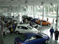 Москвичи предпочитают покупать новые автомобили