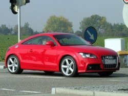 Новая Audi TT-S проходит испытания