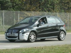 Mercedes B-Class обновляется 