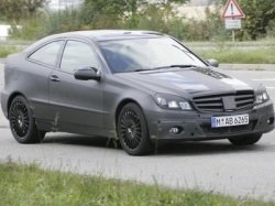 Mercedes испытывает новое поколение модели C Sport Coupe