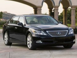 Гибридный седан Lexus LS 600h будет стоить в РФ $181000