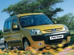 Обновленный Peugeot Partner начали продавать в России
