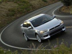 Mitsubishi Lancer в России: полный привод, новый двигатель и комплектации