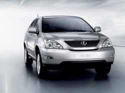 Lexus запускает промо-акцию