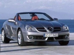 Представлен обновленный родстер Mercedes-Benz SLK