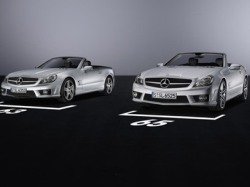 Mercedes представляет новый родстер SL в версиях AMG
