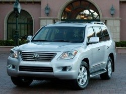 Lexus LX570 - роскошный внедорожник добрался до России