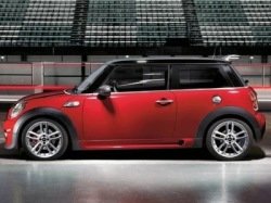 Новую версию Mini покажут в Женеве