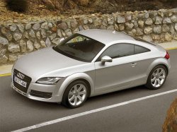 Базовые Audi TT получат полный привод