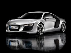 Audi R8 получит мотор V10