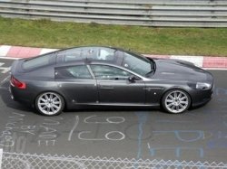 Aston Martin Rapide будет оснащаться крышей из стекла