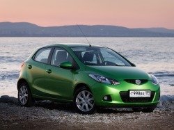Mazda 2: курс на фитнес (+видео)