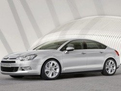 Citroen C5: экстравагантный француз (+видео)