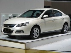 Седан JAC B18 показали в Пекине