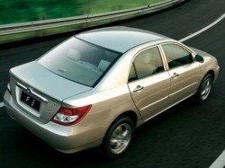 BYD F3 теперь можно купить в России дешевле