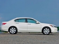 Honda Accord New - семейный спортсмен (+видео)