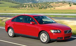 Какой выбрать Volvo-S40/V50