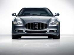 Седан Maserati Quattroporte прошёл фэйслифтинг
