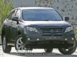 Обновлённый Lexus RX проходит испытания
