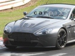 Aston Martin Vantage V12 проходит тесты