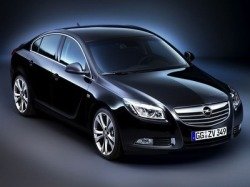 Хэтчбек Opel Insignia на официальных фото