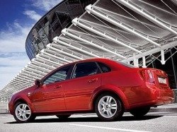 Chevrolet Cruze придёт на смену модели Lacetti