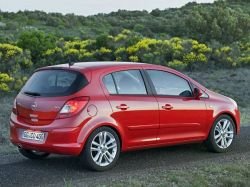 Хэтчбек Opel Corsa получил новую комплектацию