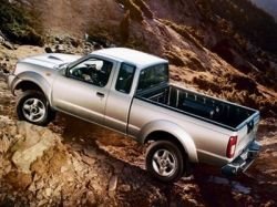 Пикап Nissan NP300 - в России от 607 600 рублей