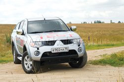Mitsubishi L200: Чужая колея